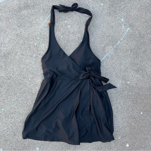 NEW J.Crew Halter Wrap Swim Dress Swimsuit size 4 summer vacation beach Hawaii - Picture 7 of 8